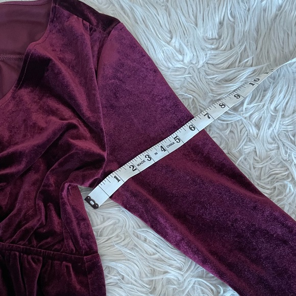 See And Be Seen | Purple Velvet | Midi Dress - Picture 8 of 12